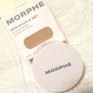 Morphe Bake & Set Soft Focus Setting Powder in Translucent
